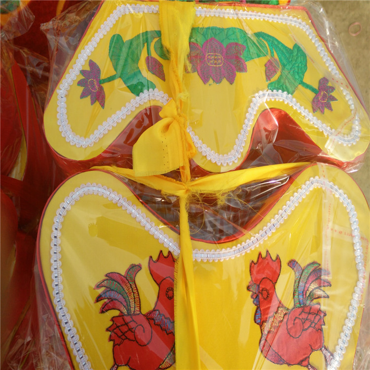 Fushouyuan Funeral Supplies Bronzing Shroud Seven-Piece Set Shoes and Hats Rooster Head and Foot Pillow Mattress Sheet Manufacturer Wholesale