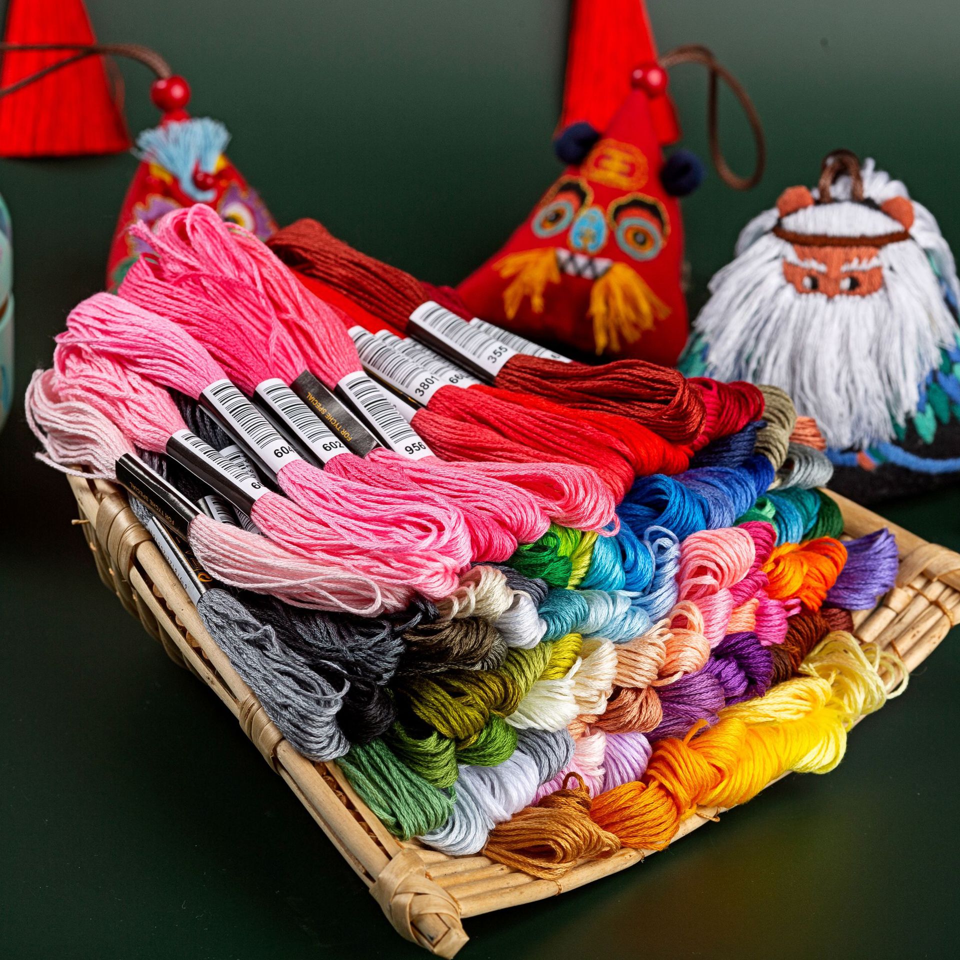 Hilo de punto de cruz 24/50/100/150/200 bordado en caja hilo 8 m/unid Venta caliente DIY hilo con accesorios