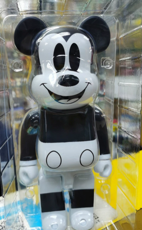 Бурабрикк конструктор? - неверно. Смысл: Bearbrick куклы лепные украшения 400