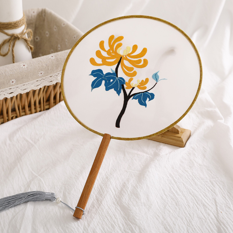 Ventilador de bordado DIY antiguo ventilador hecho a mano de loto Suzhou bordado adulto principiante paquete de material