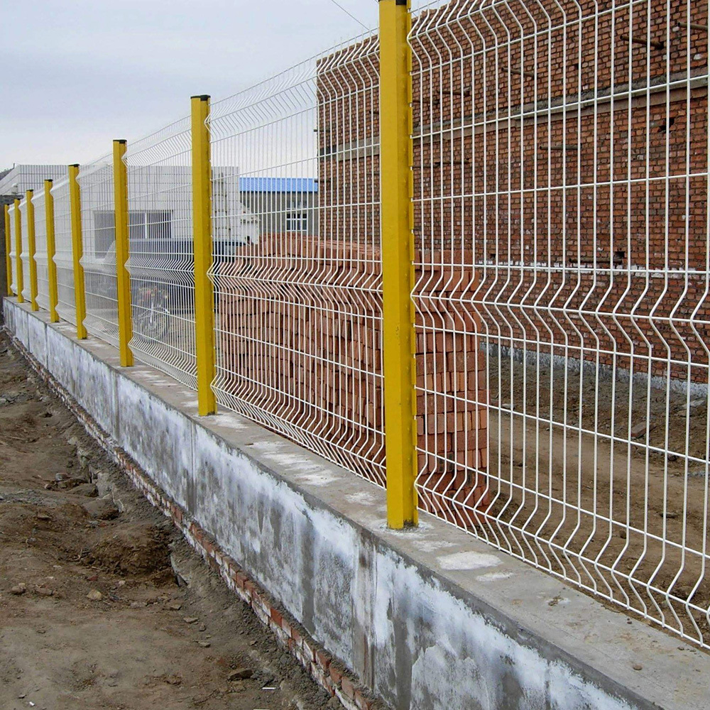 桃型柱防护道路护栏体育场围网仓储护栏网水库隔离