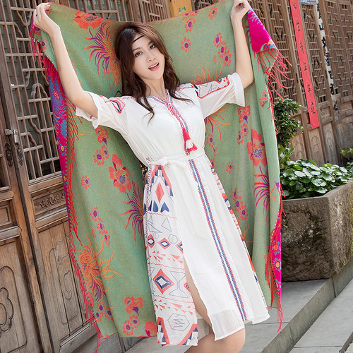 Autumn and winter ethnic style thickened oversized shawl Tibet Qinghai Chaka Salt Lake travel warm retro scarf cloak for women