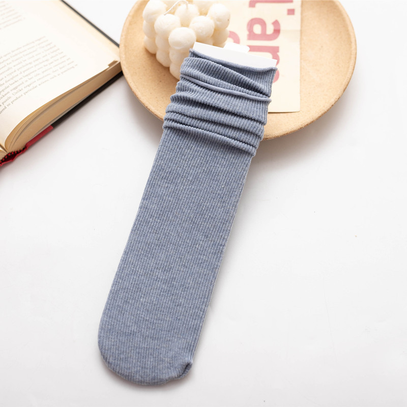 Calcetines de pila para mujer Otoño e Invierno gruesos de Cachemira delgada a rayas de color sólido calcetines de media pantorrilla de corte suelto curling calcetines de confinamiento de mujeres embarazadas