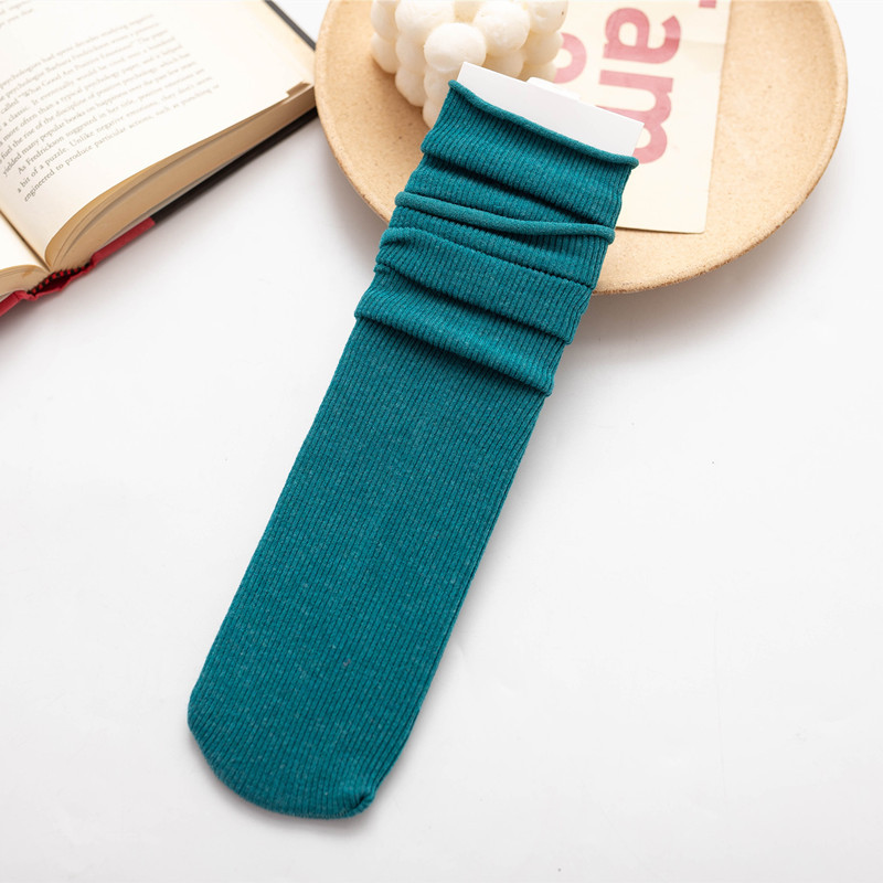 Calcetines de pila para mujer Otoño e Invierno gruesos de Cachemira delgada a rayas de color sólido calcetines de media pantorrilla de corte suelto curling calcetines de confinamiento de mujeres embarazadas