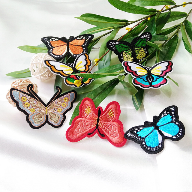 Mariposa bordada pegatinas de tela bordado completo parche de dibujos animados apliques pegatinas bordadas tela colorida mariposa DIY ropa agujero pegatinas