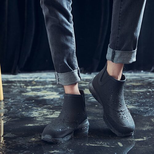 European and American style short-tube rain boots for men, trendy waterproof and non-slip couples outdoor fishing shoes, soft-soled rubber shoes, water-discharging car wash rain boots