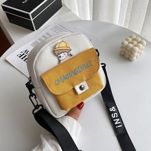 跨境可爱帆布包包女新款超萌小清新文艺少女小方包日系卡通斜挎包