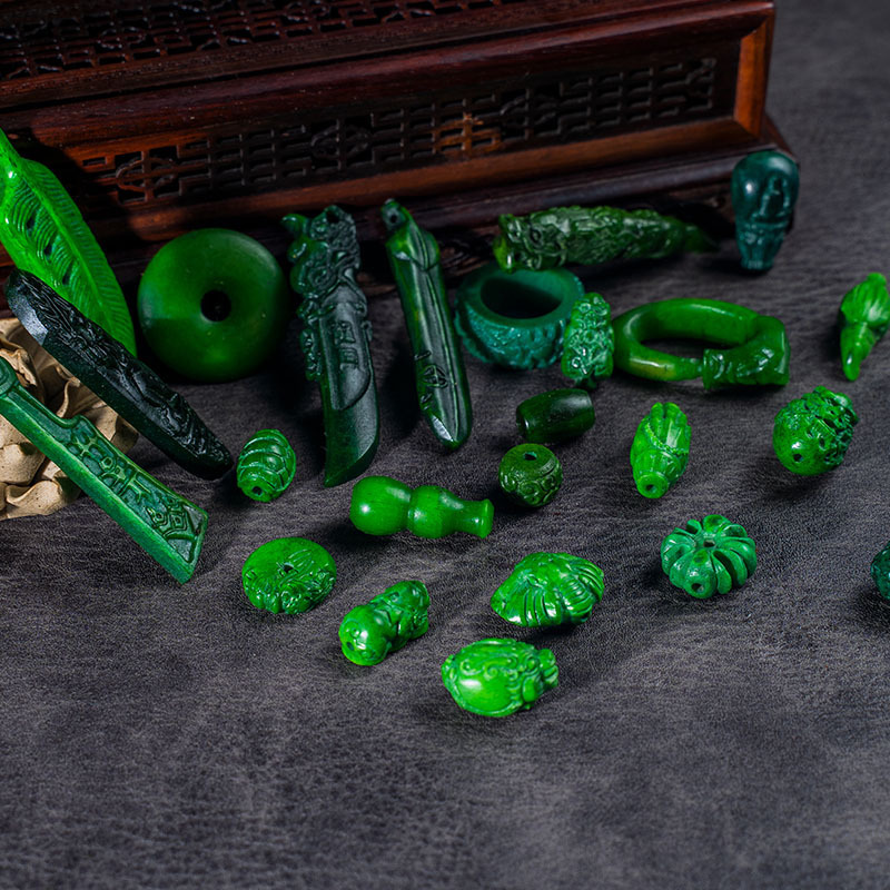 Green Imitation Qiu Jiao Carved Gourd Huipin Bead Pixiu Dragon Turtle Croheart Cloud Back Big Black Day Feather Stiffened Small Fish Frog