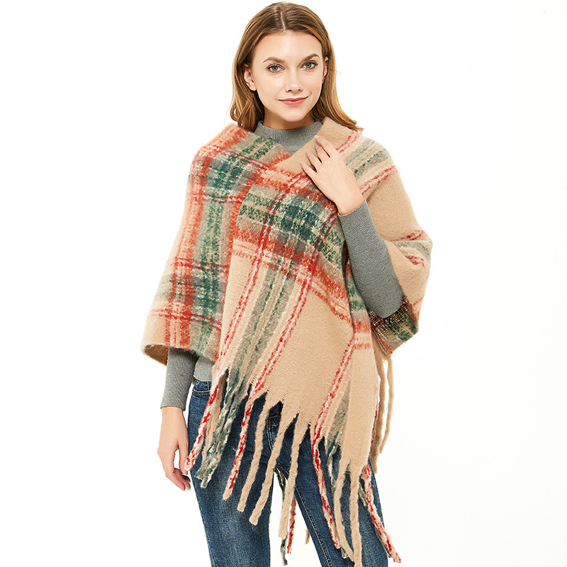 Unisex Thickened cape for women with fine check and coarse fringe pullover_voghion.com