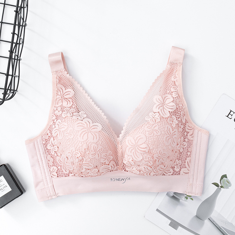 夏のブラジャーは超薄型でセクシーです。