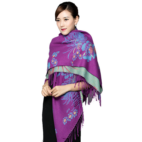 Autumn and winter ethnic style thickened oversized shawl Tibet Qinghai Chaka Salt Lake travel warm retro scarf cloak for women