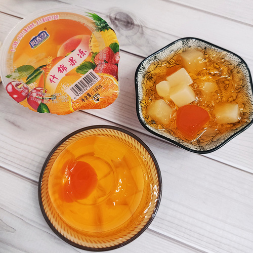 Spring Snow Large Cup Assorted Fruit Jelly 180g Grass Jelly with Refreshing Grains Sips and Sips Jelly Fruit Salad Pomelo and Passion Fruit Juice