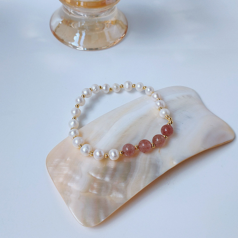 Bright Eyes Natural Freshwater Pearl Strawberry Crystal All-match Adjustable Bracelet Korean Purchasing Women's Jewelry Bright Eyes Natural Freshwater Pearl Strawberry Crystal All-match Adjustable Bracelet Korean Purchasing Women's Jewelry