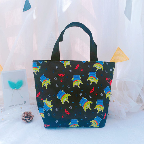 Cartoon lightweight tote bag lunch box bag Sanyanzai Bread Shin-chan waterproof hand storage bag lunch bag