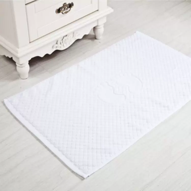 厂家直销32线纯棉提花小脚丫地巾星级酒店宾馆专用350克吸水防滑