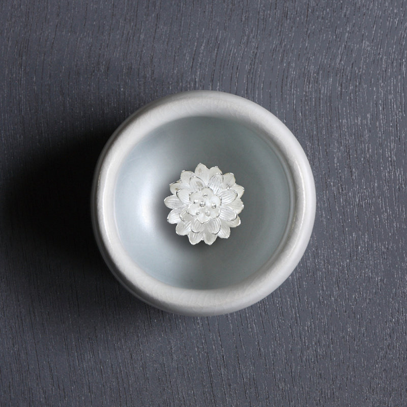 루 킬른 젠 사일런트 실버 로터스