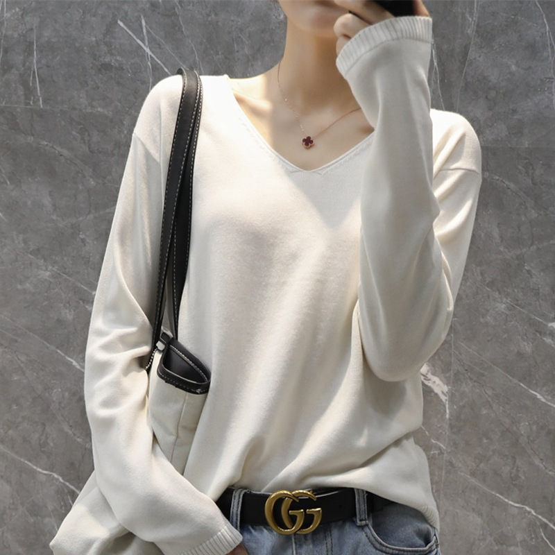 24 Autumn/Winter Women's V-Neck Loose Sweater, Long-Sleeve Thin Pullover for Layering or Outerwear, Elegant Commute Style