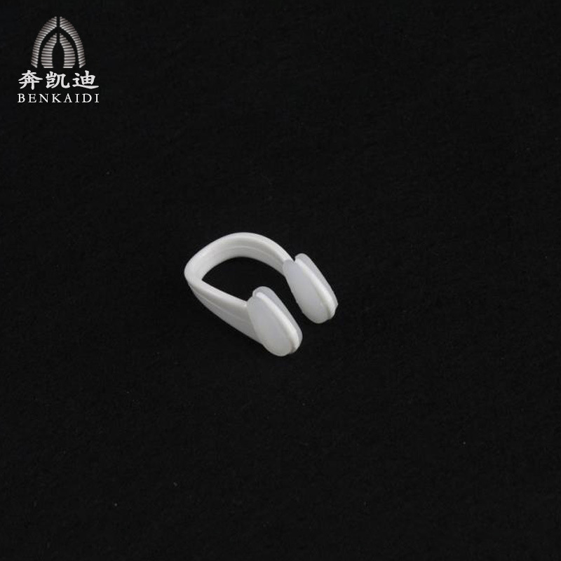 水泳補助鼻挟みシリカゲル滑り止め顆粒挟み鼻器成人児童水泳むせ防止鼻詰まり現物卸売り