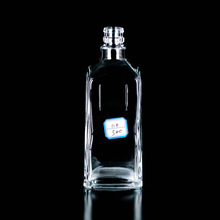直供生产500ml透明玻璃瓶 厂家批发方形白酒包装瓶 一斤装米酒瓶