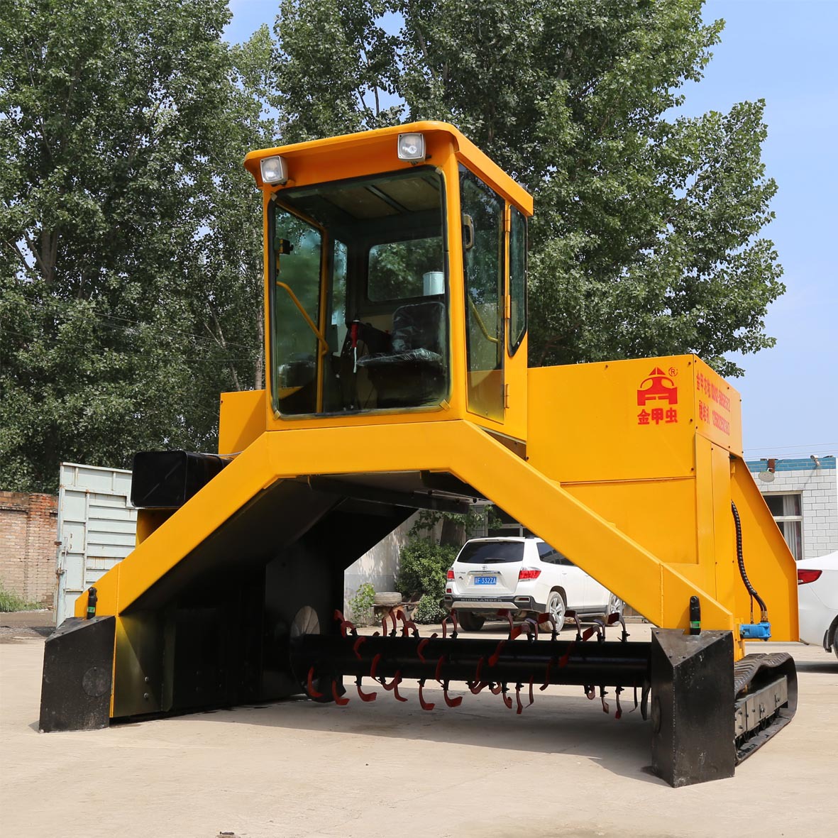 有机肥专用翻堆机翻抛机