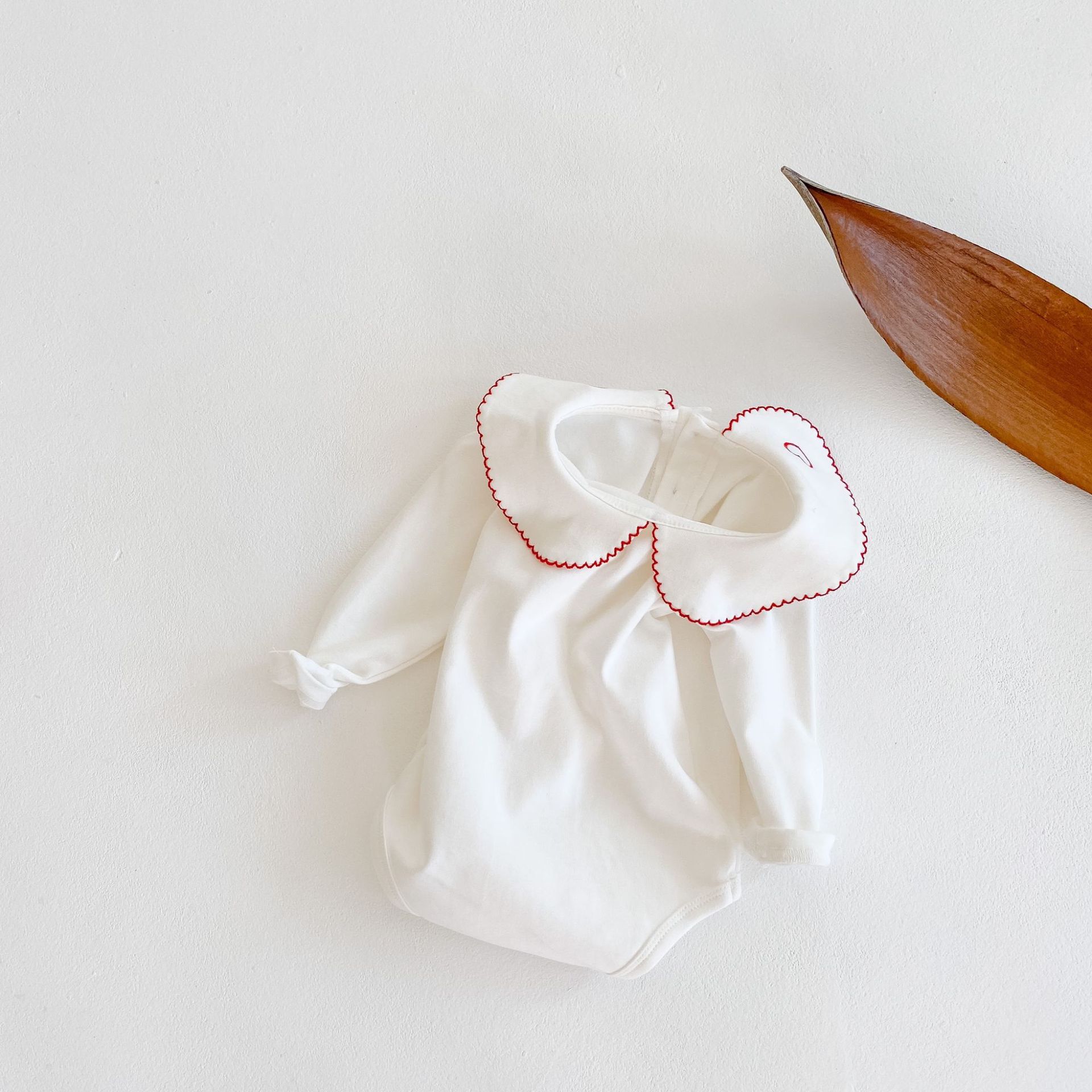 Abbigliamento primavera autunno 2024 per bambine e neonati: colletto ricamato con lettera d'amore, vestiti a sacco, vestiti lunghi in cotone per neonati_voghion.com