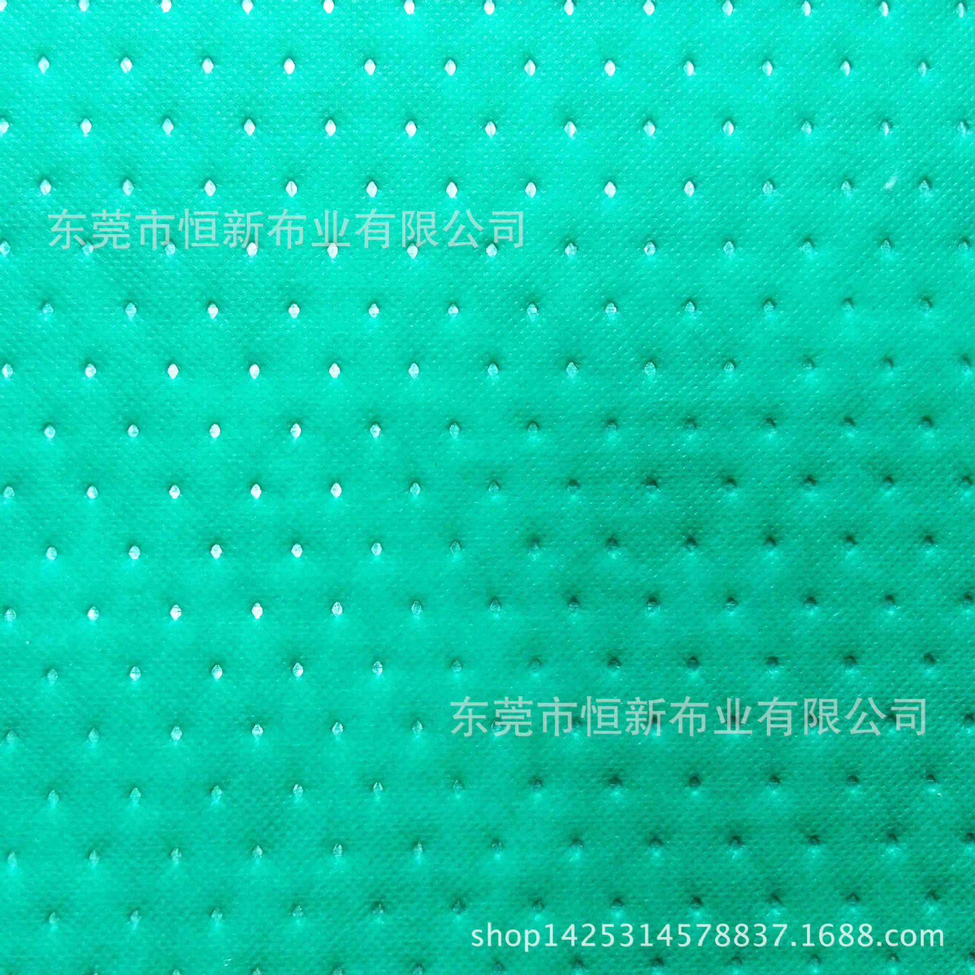 纺粘不织布淋膜裥棉镀铝膜压花压纹图案美观材料可保温绗缝