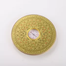 宗教法器;金属工艺品;放大镜