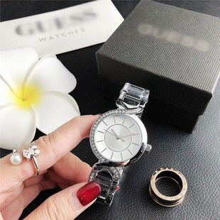�ļ��¿��̄�Ů��� �r��ʯӢ䓎��̄�Ůʿ���l���P����e�ֱ�