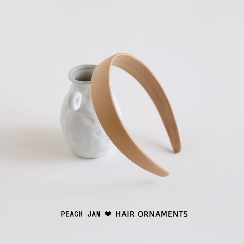 優しい色 ~ 日本系のレトロな皮質のカチューシャが広くて、外に出てカードを出します。