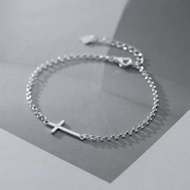 耳钉;戒指;项链