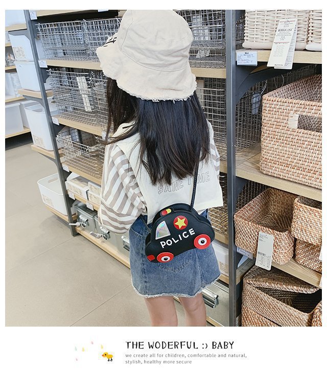 2022 nuevo coche lindo pequeña bolsa de moda niños y niñas mini bolsa de mensajero de los niños de hombro monedero al por mayor