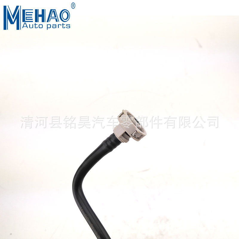 8R0121081M 8R0 121 081M Suministro directo de fábrica Tubo de vacío de tubo de aire Volkswagen Audi