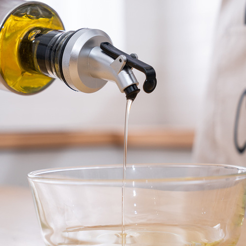 Stainless steel glass oil pot wooden frame spray bottle kitchen supplies cooker push-type modern simple gadget set