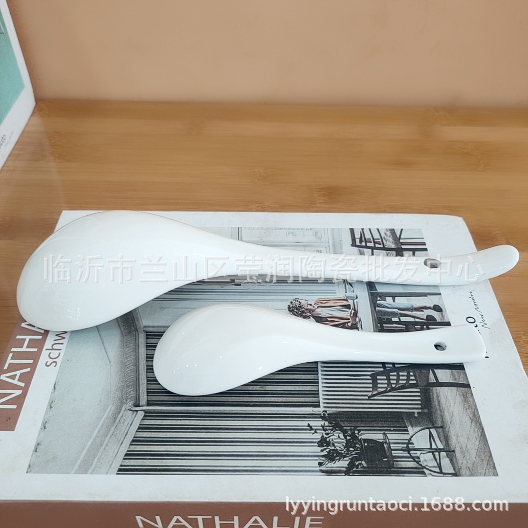 Cuchara de cerámica blanca pura para hoteles, cuchara para sopa, cuchara para arroz, cuchara de cisne con mango largo, vajilla diaria, cuchara para nido de pájaro