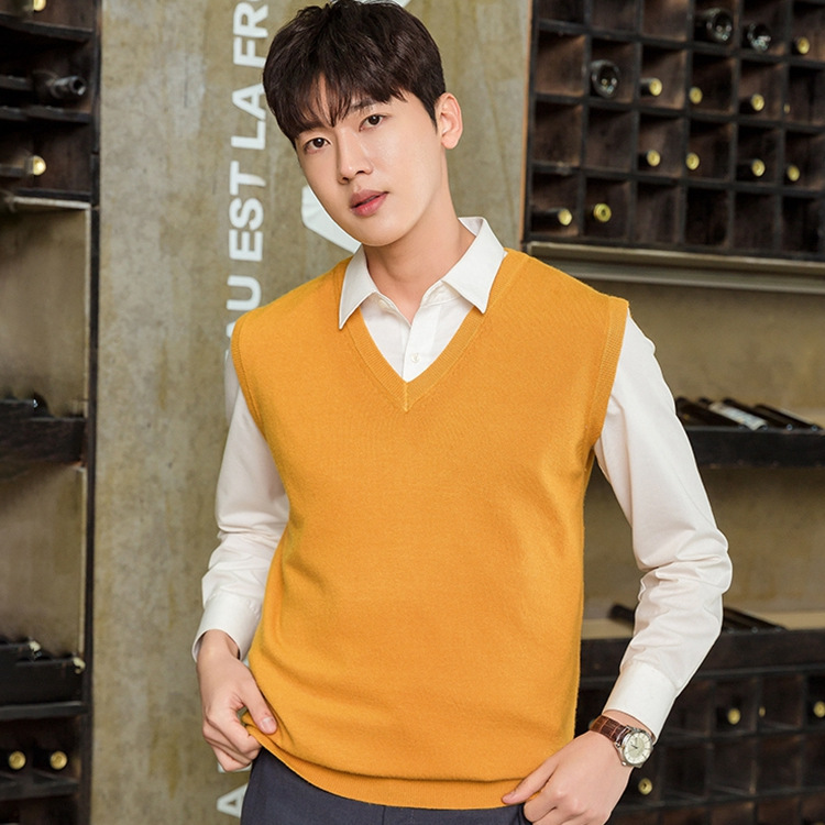 Spring and Autumn New Style Men's V-Neck Pullover Knitted Vest Sleeveless Pullover Versatile Sweater Base Layer Trendy Vest