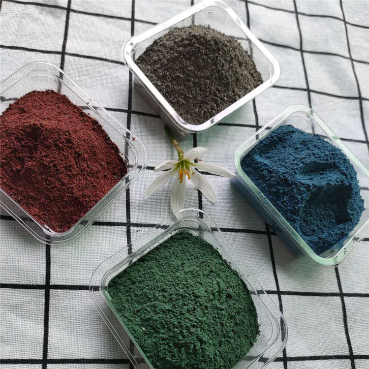 供应绿色金刚砂磨地坪材料  厂房停车场地坪施工用彩色磨料骨料