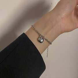 东南亚韩版INS爱心吊坠手链女学生简约个性创意冷淡风饰品批发