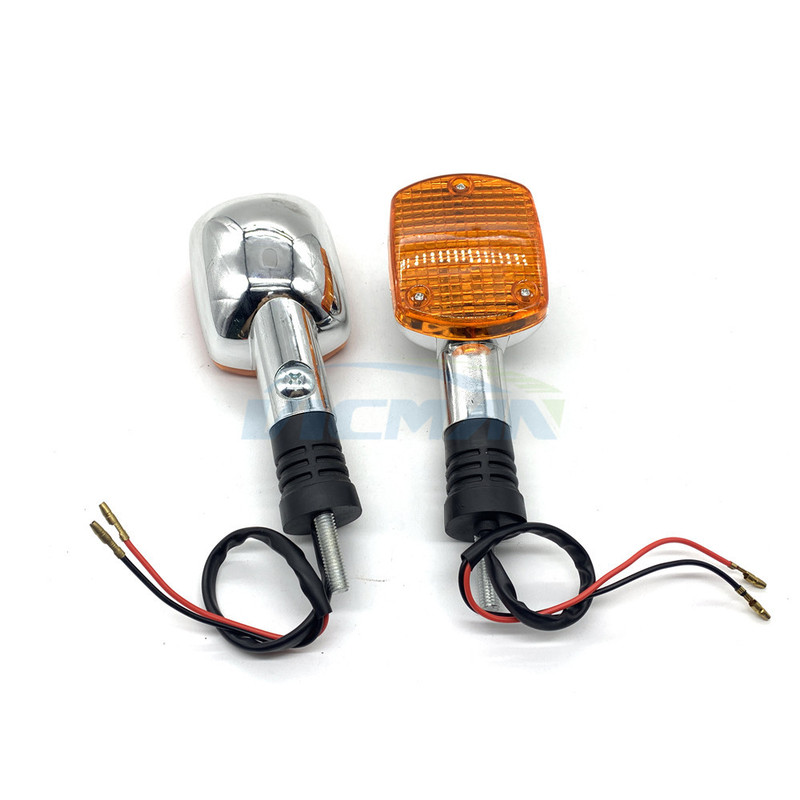 Motorcycle turn signal is suitable for Honda Shadow VT400 V45 Magna VF750C VF700C