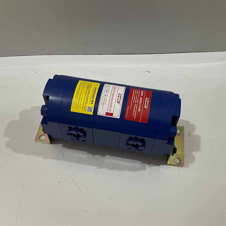 CFA3-50-50-50-1系列铸铁齿轮同步分流马达