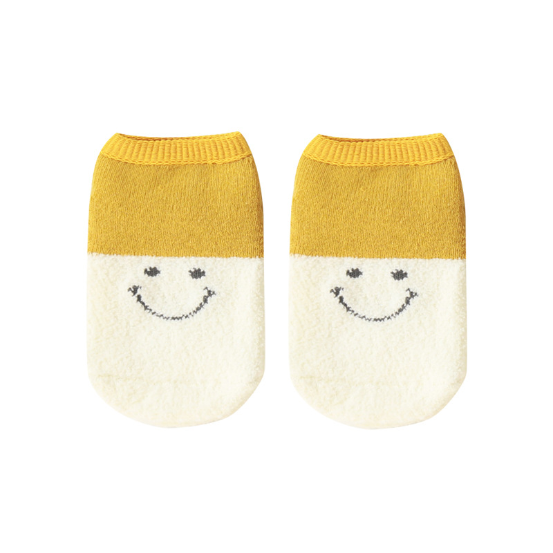 Calcetines para niños Otoño e Invierno dibujos animados cara sonriente forrado de lana bebé Terry calcetines cosidos a mano cabeza antideslizante piso calcetines barco Calcetines cortos