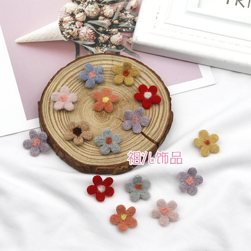 Hot Selling Wool Felt Poke Small Flowers Handmade DIY Materials Hair Accessories Mobile Phone Case Clothing Accessories
