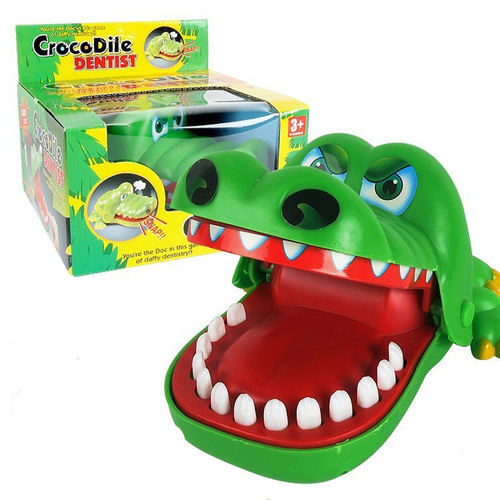 Parent-child interactive trick biting hand toy villain head toy pirate bucket children's toy gift crocodile shark