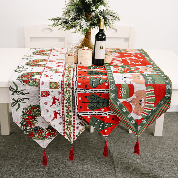 Christmas decorations table flag creative Christmas tablecloth long coffee table table decoration home holiday dress heat insulation Christmas decorations table flag creative Christmas tablecloth long coffee table table decoration home holiday dress heat insulation