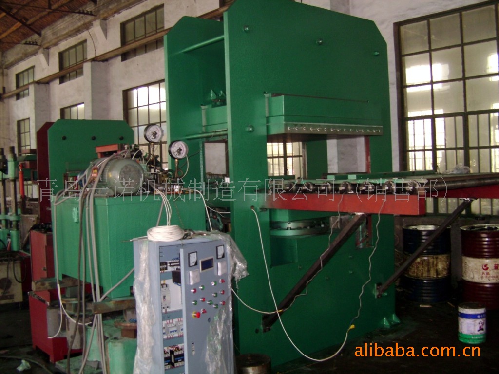 供应平板硫化机（XLB-DQ1200*1000）