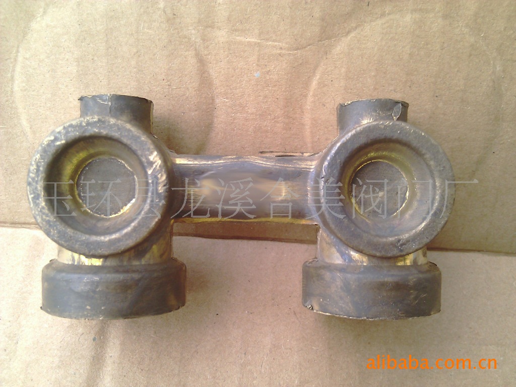 提供H型暖气阀毛胚锻造，红冲，双联体一次成型价格低