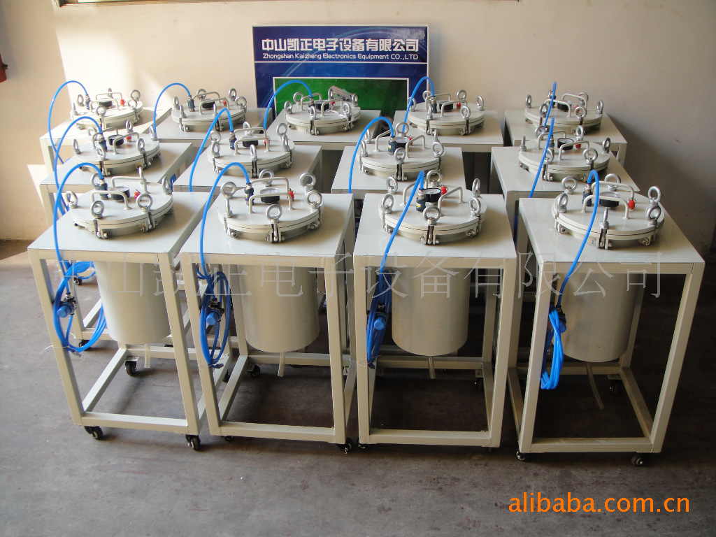 供应节能灯打胶桶 打胶机 胶桶 灌胶机厂家直销