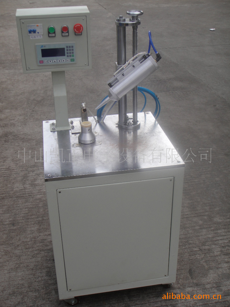 批发供应LED球泡自动注胶设备 自动打胶机 打胶设备厂家直销！