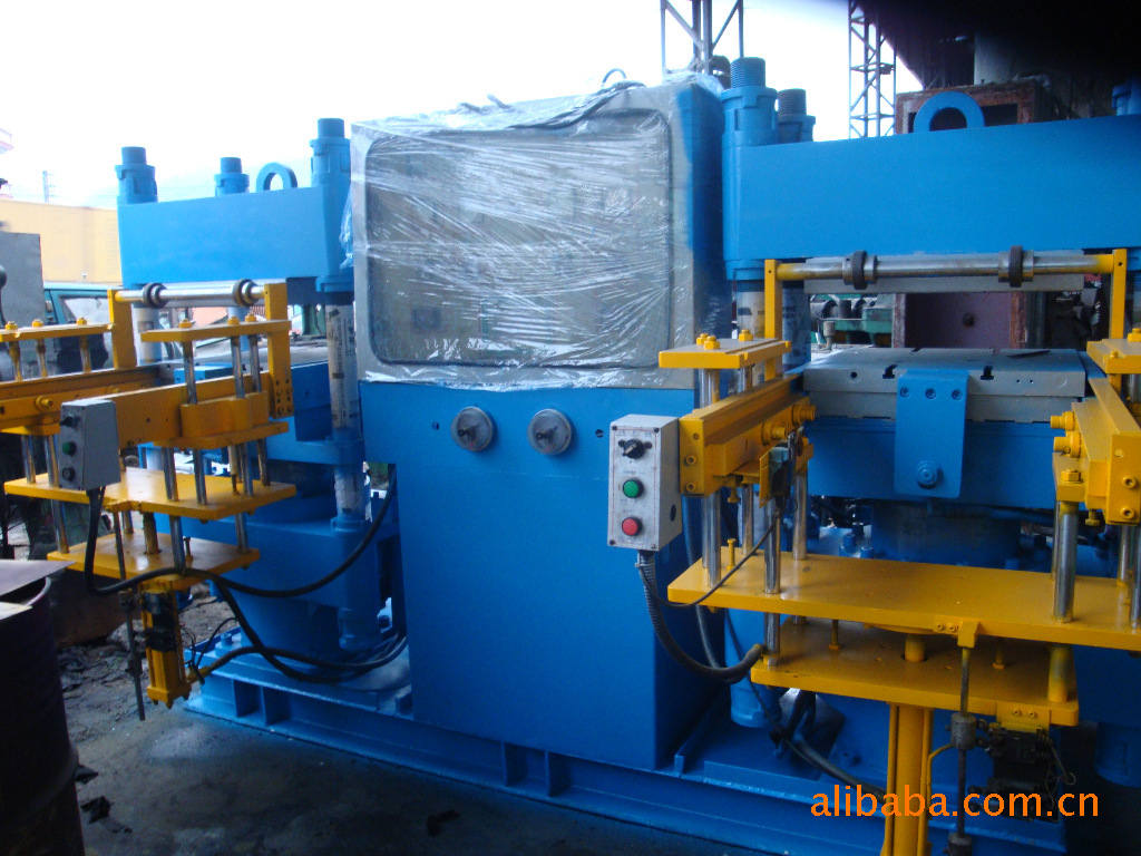 供应橡胶二手硫化机    二手200吨真空硫化机  厂家直销