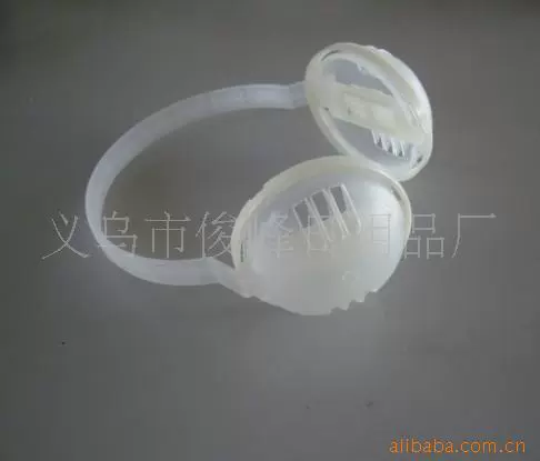 Производители ушных рукав поставляют пластиковую стойку для наушников, рамка для наушников, теплая стойка для наушников