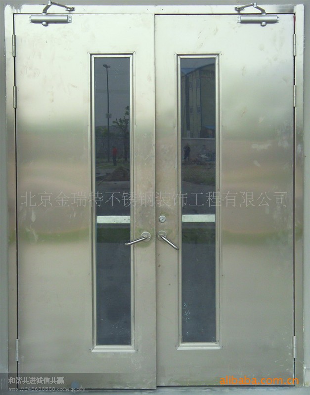 厂家供应不锈钢防火门 城市农村家用防火门 不锈钢学校商场门